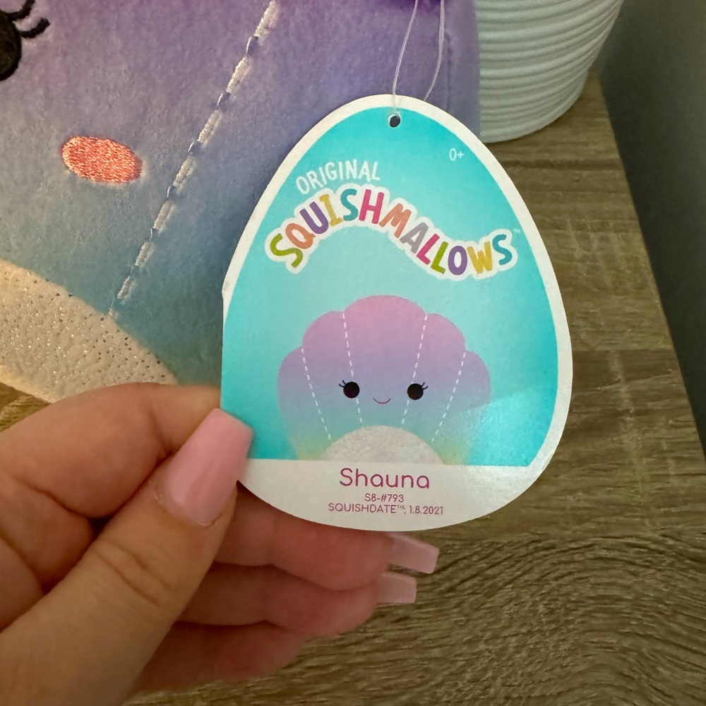 Shauna the Squishmallow - Picture 3 of 5